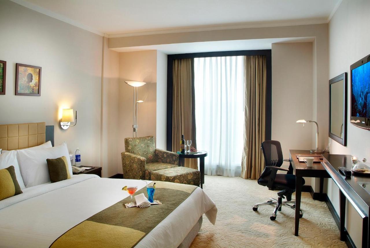 Goldfinch Hotel Delhi Ncr Faridabad Exterior foto