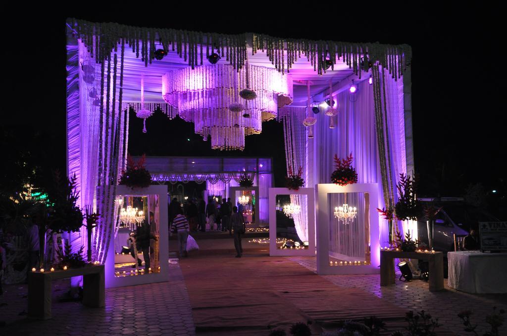 Goldfinch Hotel Delhi Ncr Faridabad Exterior foto