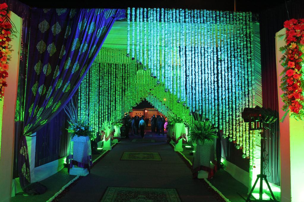 Goldfinch Hotel Delhi Ncr Faridabad Exterior foto