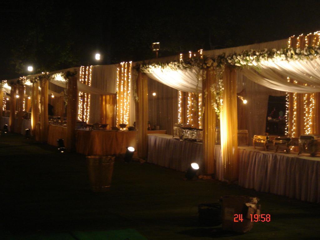 Goldfinch Hotel Delhi Ncr Faridabad Exterior foto