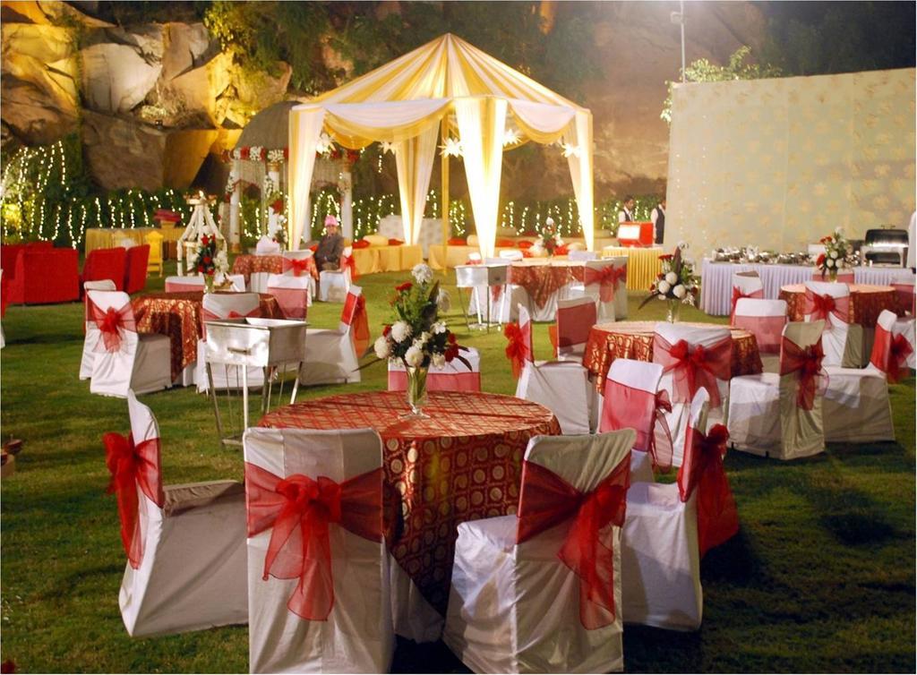Goldfinch Hotel Delhi Ncr Faridabad Exterior foto