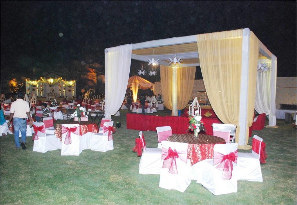 Goldfinch Hotel Delhi Ncr Faridabad Exterior foto