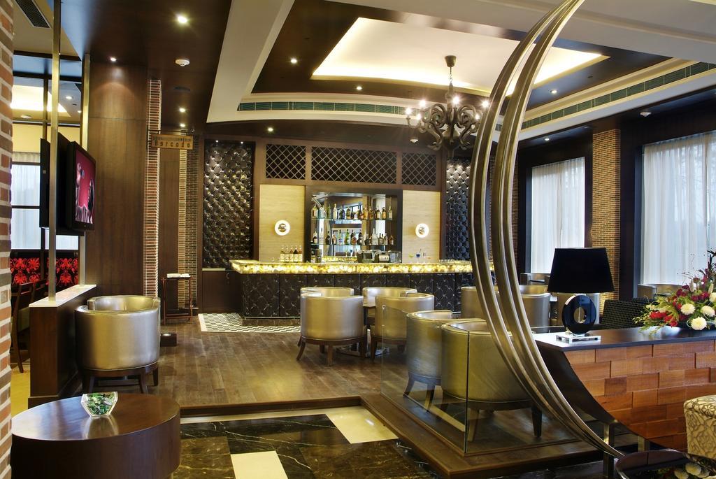 Goldfinch Hotel Delhi Ncr Faridabad Exterior foto