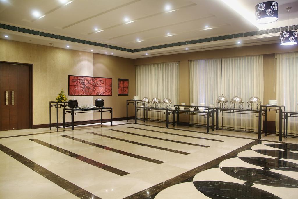 Goldfinch Hotel Delhi Ncr Faridabad Exterior foto