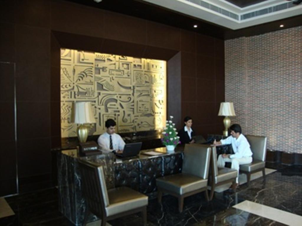 Goldfinch Hotel Delhi Ncr Faridabad Exterior foto