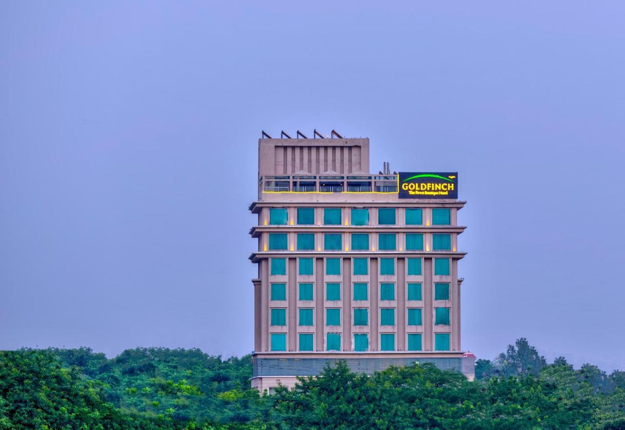 Goldfinch Hotel Delhi Ncr Faridabad Exterior foto