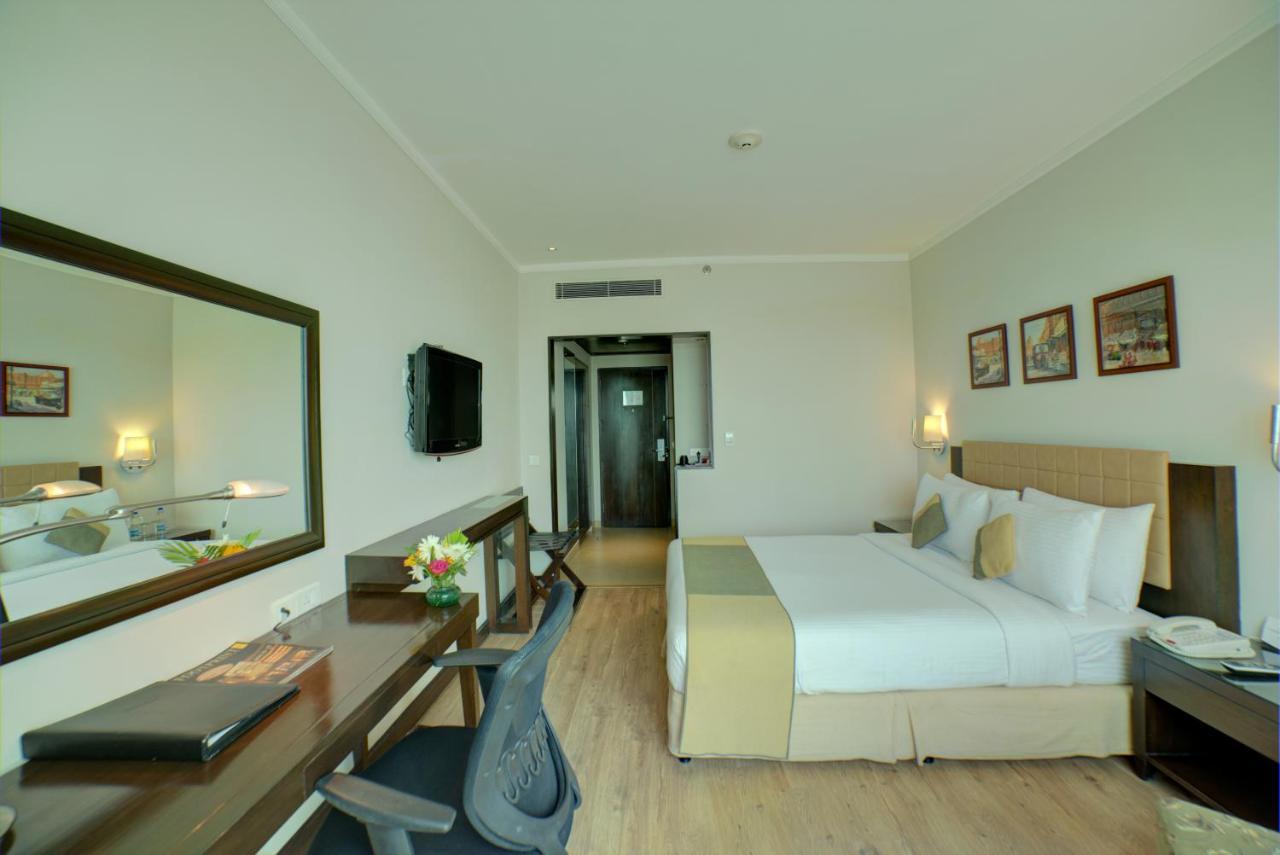 Goldfinch Hotel Delhi Ncr Faridabad Exterior foto