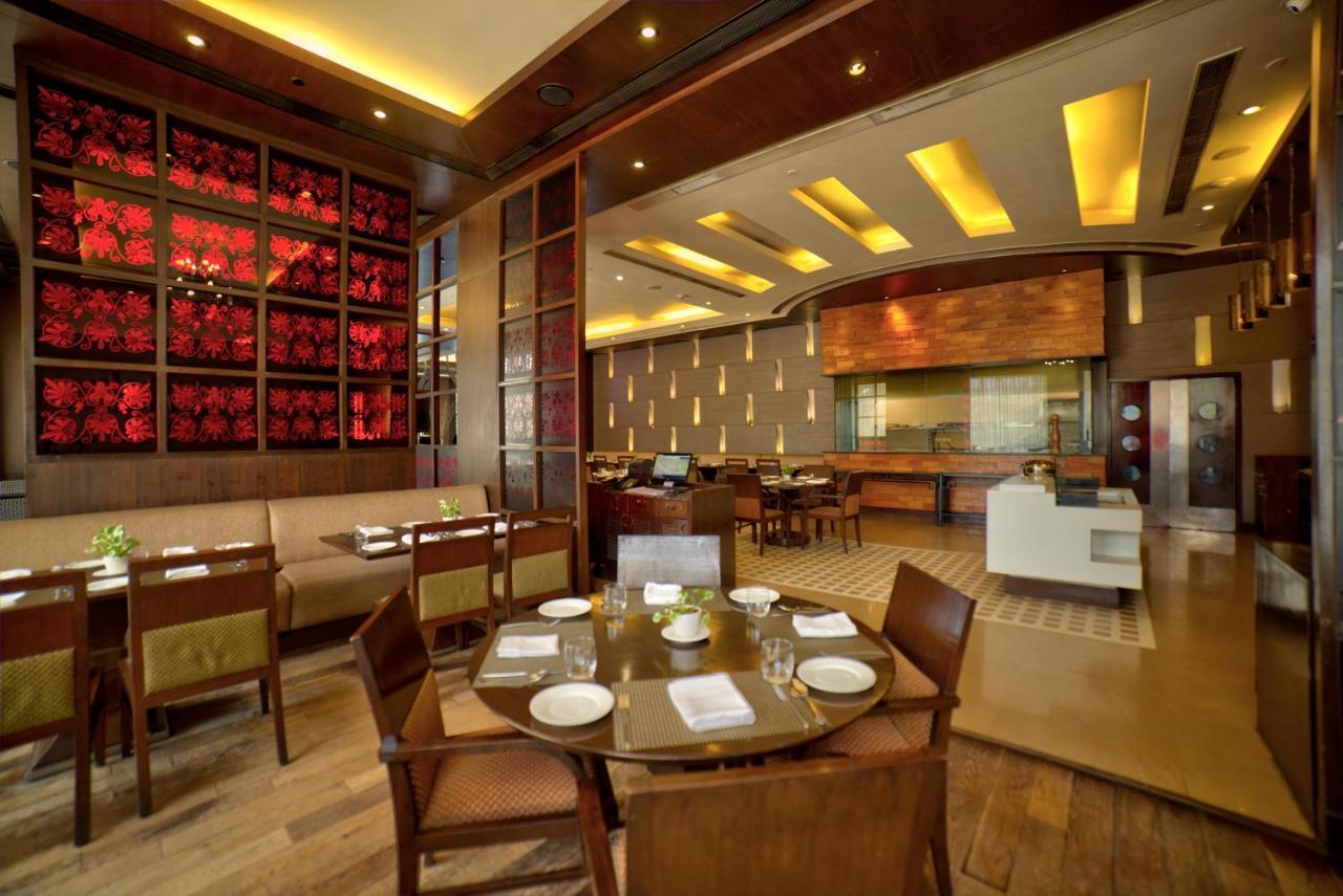 Goldfinch Hotel Delhi Ncr Faridabad Exterior foto