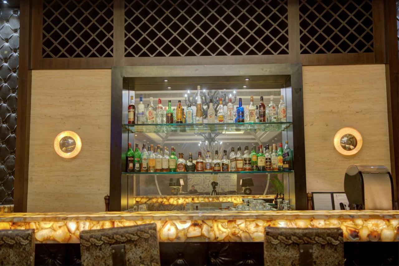 Goldfinch Hotel Delhi Ncr Faridabad Exterior foto